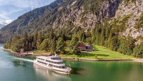gaisalm-achensee-schiff.jpg