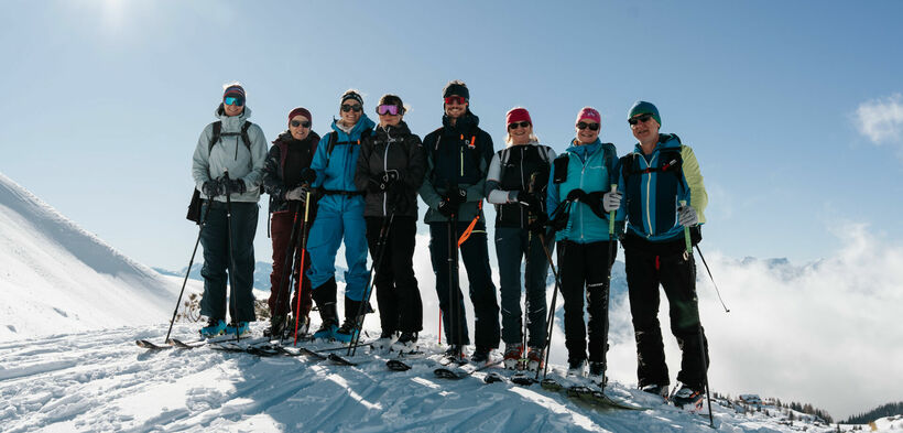 Skitourengeher im Rofan Foto einer Gruppe Skitourengeher am Rofan