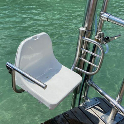 Barrier-free access to the lake at Achensee Barrier-free access to the lake at Achensee