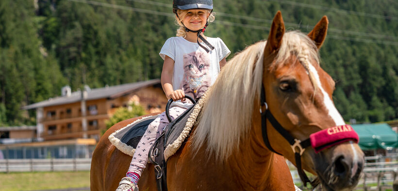 Pony riding in Maurach am Achensee Pony riding in Maurach am Achensee is great fun for children.
