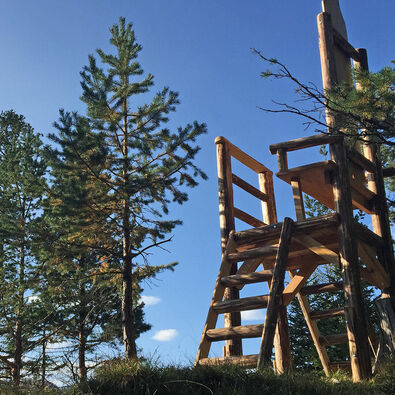 The Emperor's Throne is a viewpoint that affords gorgeous views of the surrounding mountains. 