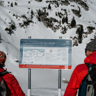 ORTOVOX avalanche educational trail in Maurach am Achensee The ORTOVOX avalanche educational trail in Maurach features seven stations explaining the proper conduct in alpine terrain and how to use avalanche beacon, shovel and probe.