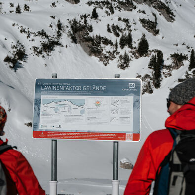 ORTOVOX avalanche educational trail in Maurach am Achensee The ORTOVOX avalanche educational trail in Maurach features seven stations explaining the proper conduct in alpine terrain and how to use avalanche beacon, shovel and probe.