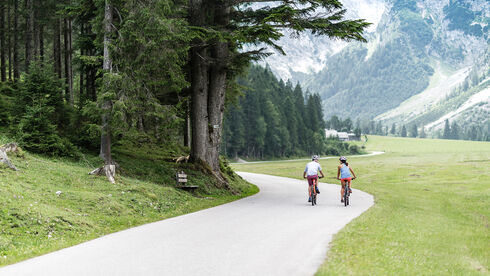 e-biken-falzthurn-gramai-karwendel-achensee.jpg