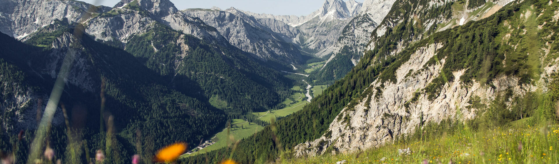 The view over the Karwendel mountains is a delight for nature loving explorers.