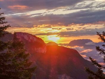 Sonnenaufgangstour zur Astenau Alpe