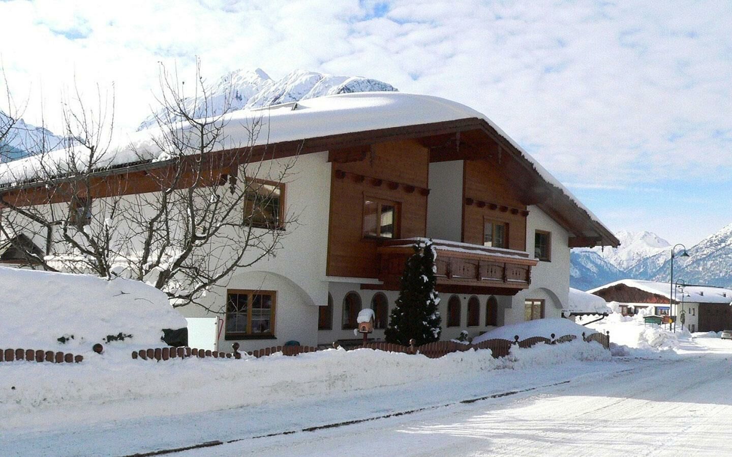 Haus-Gruber-Winter.jpg