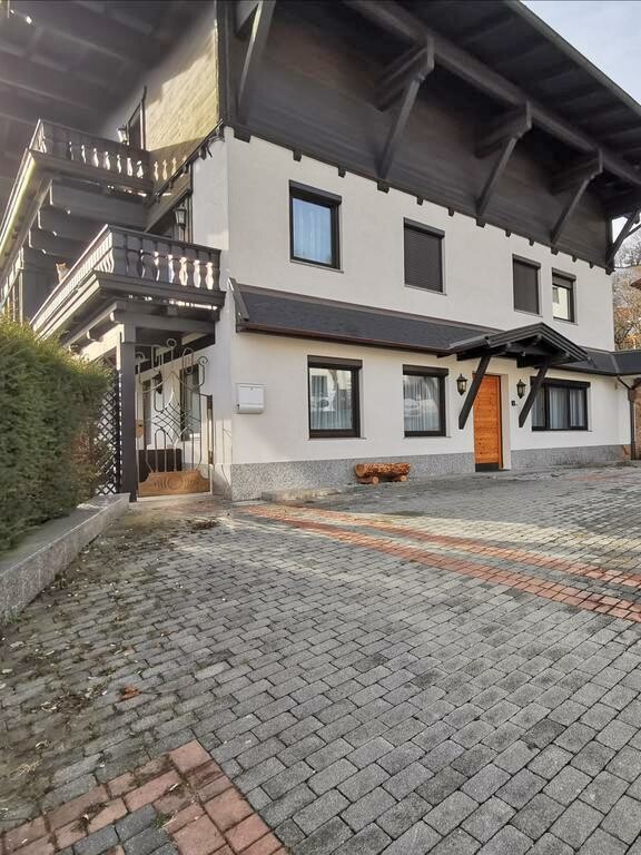 Ferienwohnung-Ausserdorf-Aussenansicht.jpg